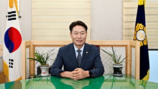 남원시의회 사진제공 - 전평기 의장.jpg