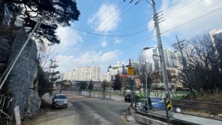 용인특례시 사진제공 - 오는 2025년 전선지중화 사업 착공이 계획된 상현초등학교 삼거리 인근.jpg